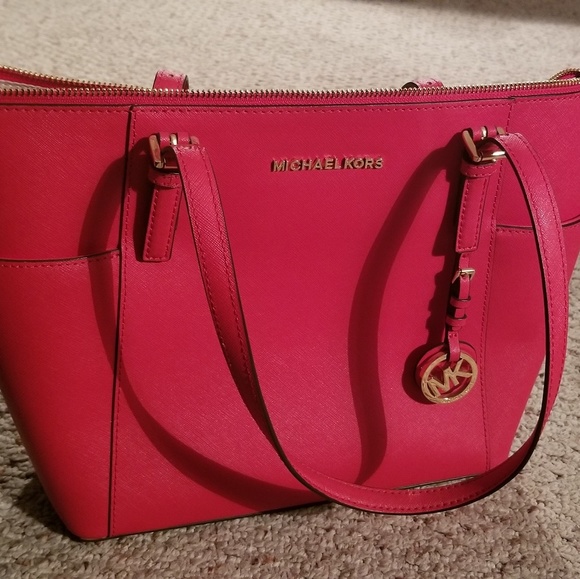 MK purse - Picture 2 of 4